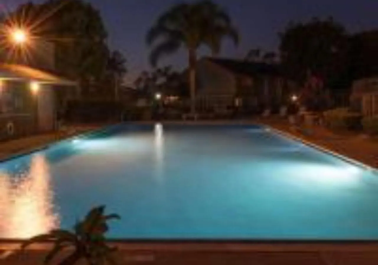 Magicway Villas Mini'S Poolside And Spa - Across Disneyland 애너하임 미국